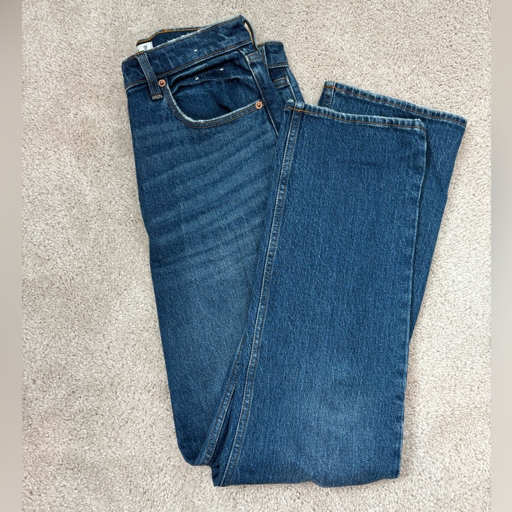 Abercrombie 90's Relaxed Straight Jeans - 28R - Picture 2 of 5